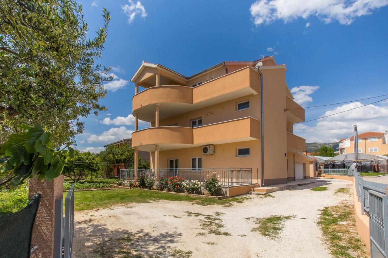 Apartman Visic 1692 Kaštela Esterno foto