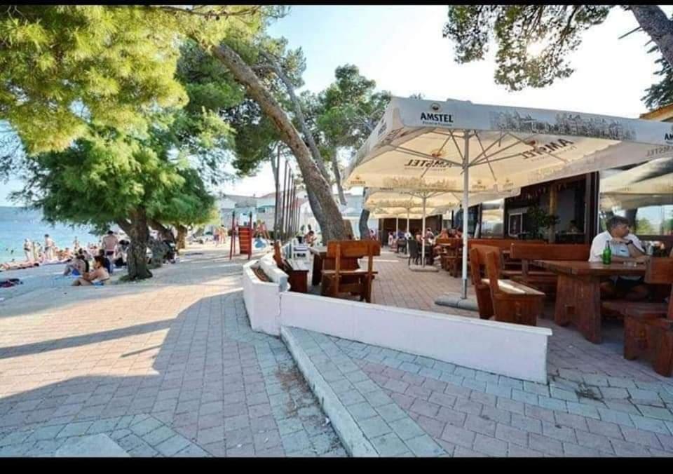 Apartman Visic 1692 Kaštela Esterno foto