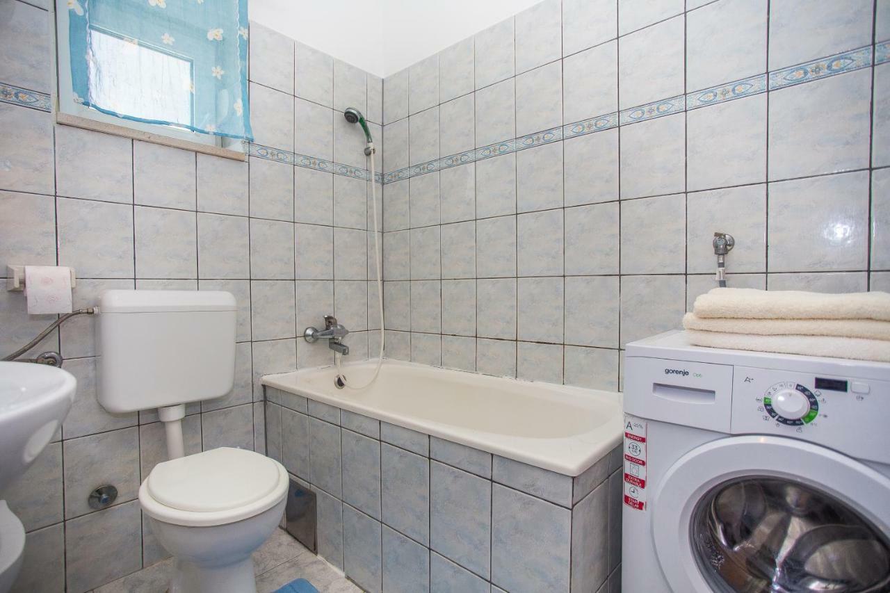 Apartman Visic 1692 Kaštela Esterno foto